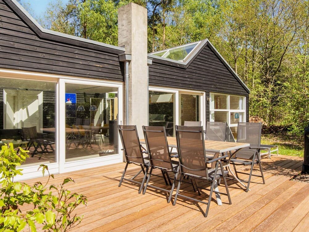 8 Person Holiday Home in Glesborg-by Traum