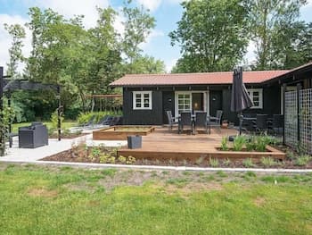 6 Person Holiday Home in Oksbøl