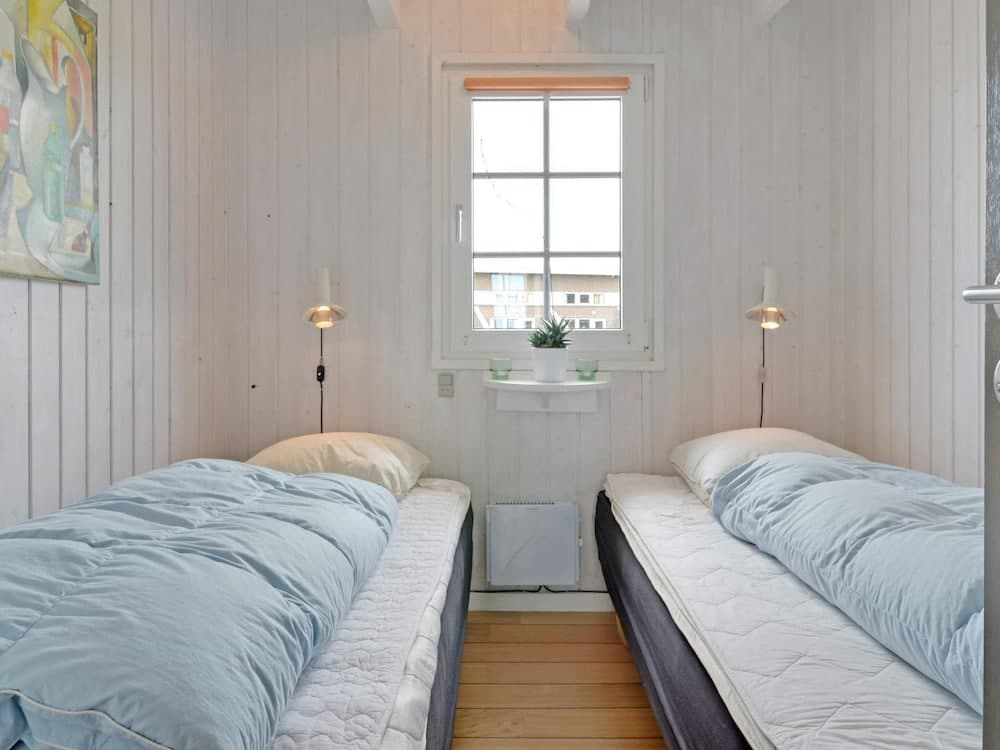 Tasteful Holiday Home in Hemmet near Sea