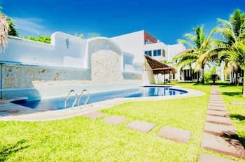 Gorgeous 11 People Villa With Pool Playacar Phase 2
