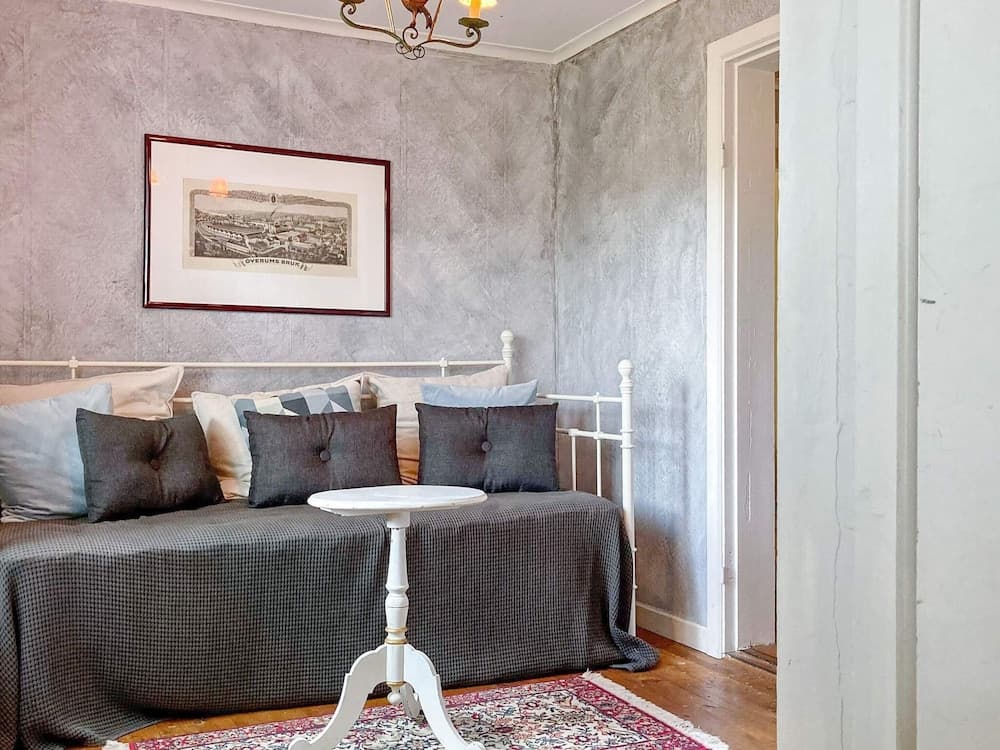 6 Person Holiday Home in Overum-by Traum