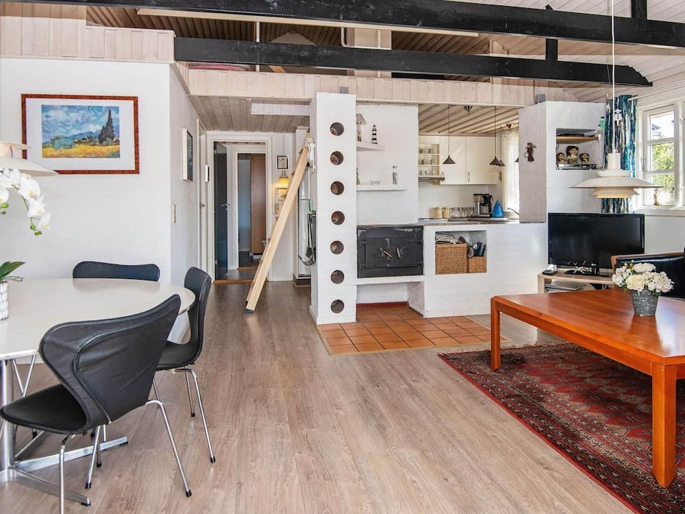 6 Person Holiday Home in Hvide Sande-by Traum