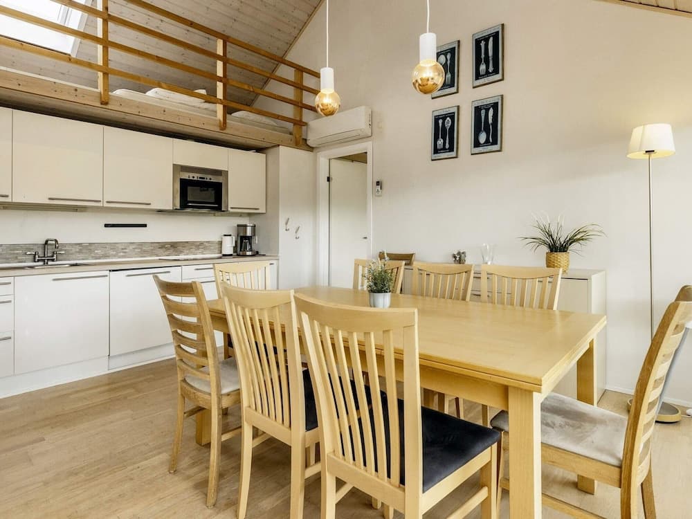 6 Person Holiday Home in Brovst-by Traum