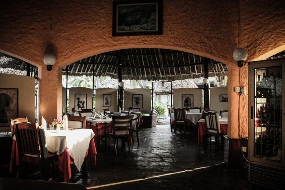 Ascot Residence 2 Minutes Walk to the Beach