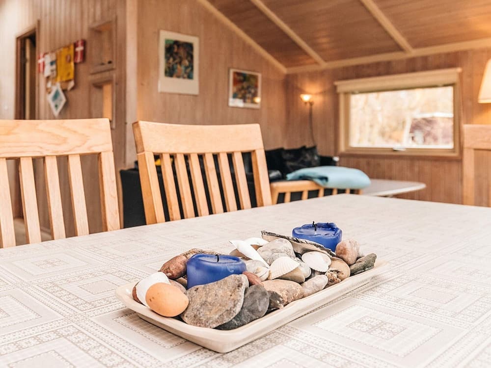 Graceful Holiday Home in Humble near Sea