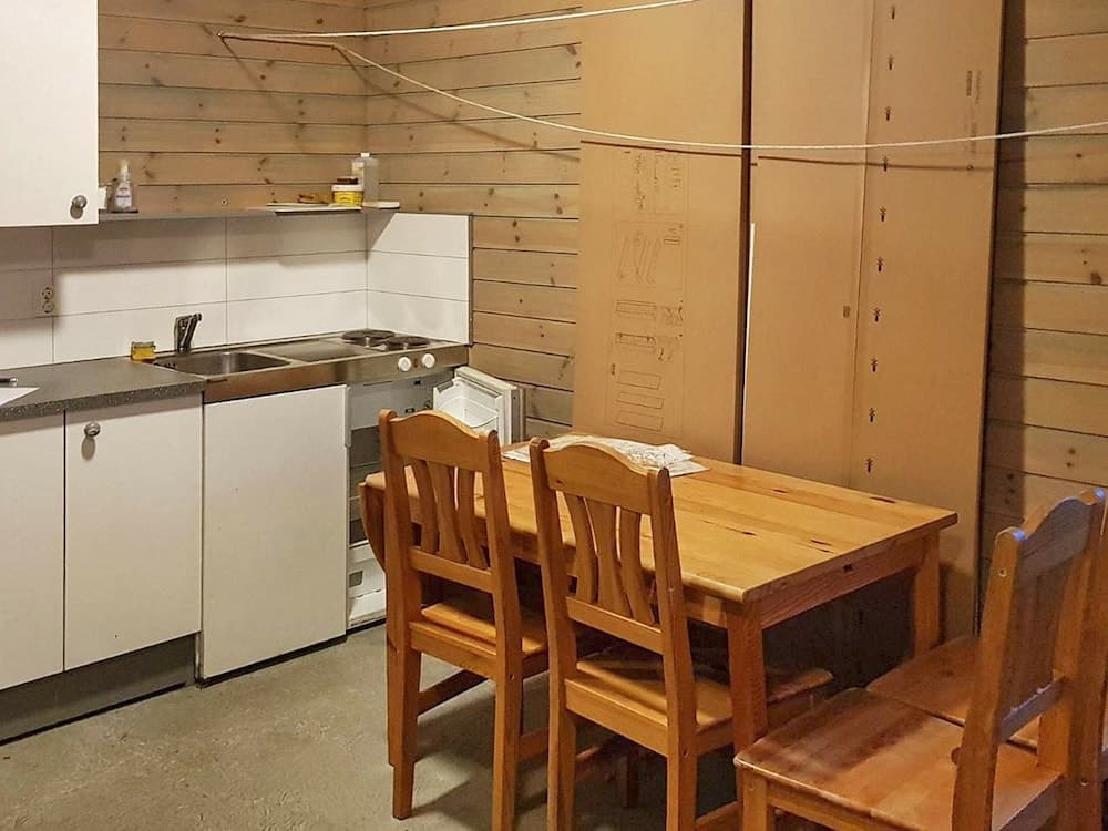 10 Person Holiday Home in Urangsvåg