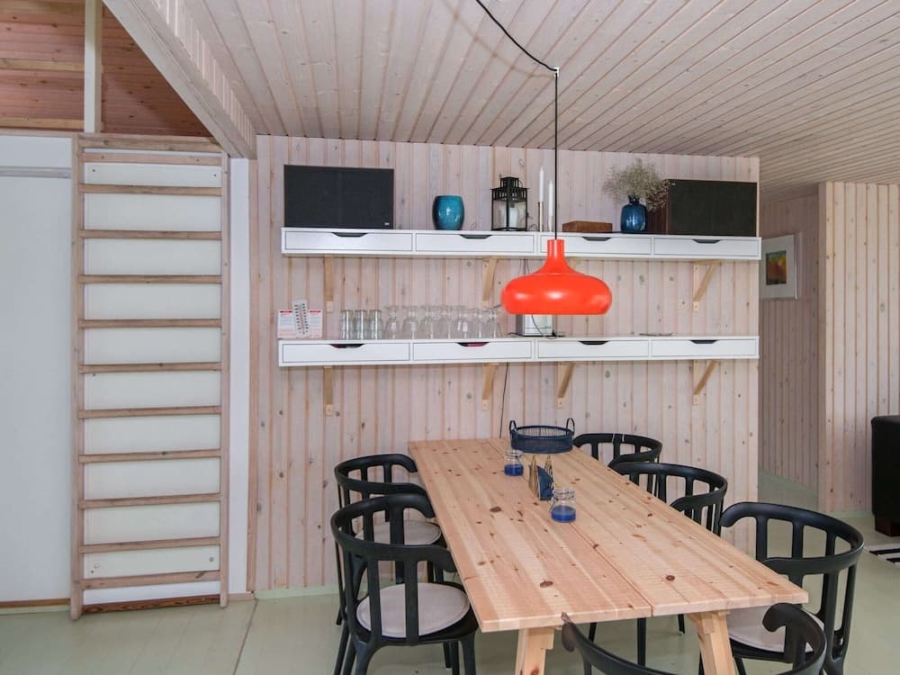 8 Person Holiday Home in Ebeltoft-by Traum