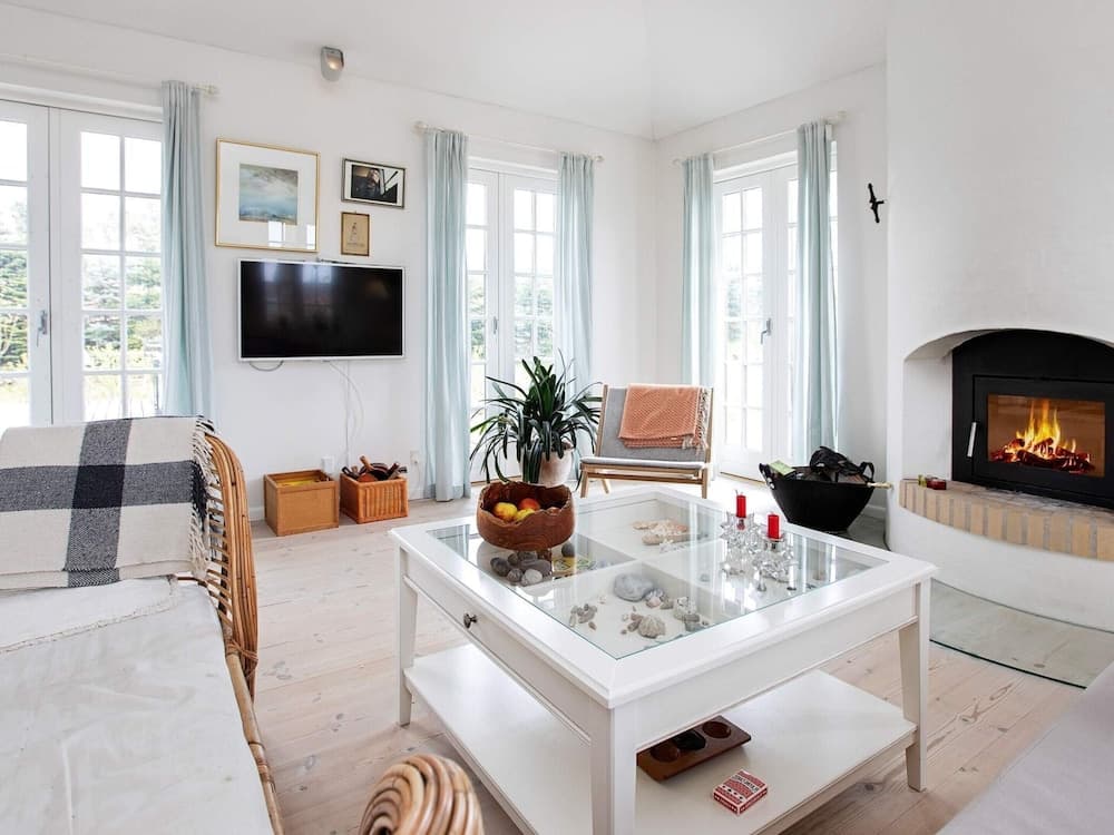 6 Person Holiday Home in Rude