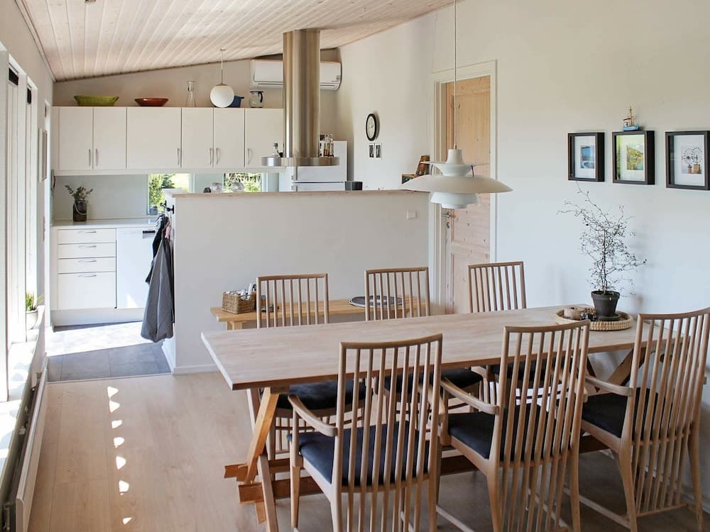 Luxurious Holiday Home in Millinge With Roofed Terrace