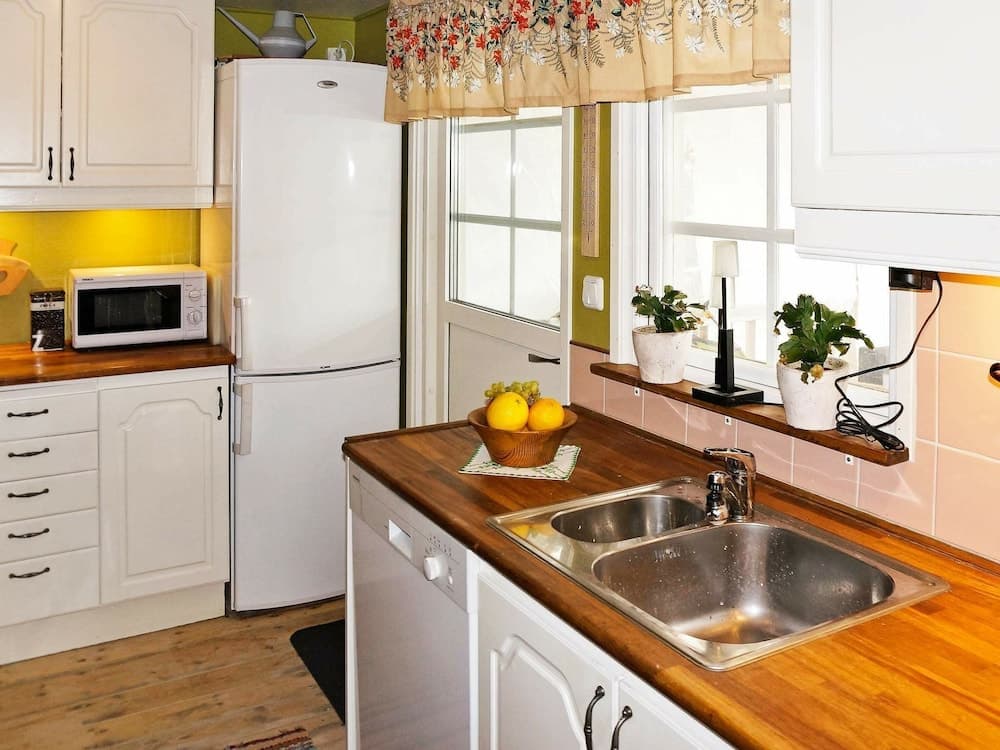 4 Person Holiday Home in Asljunga