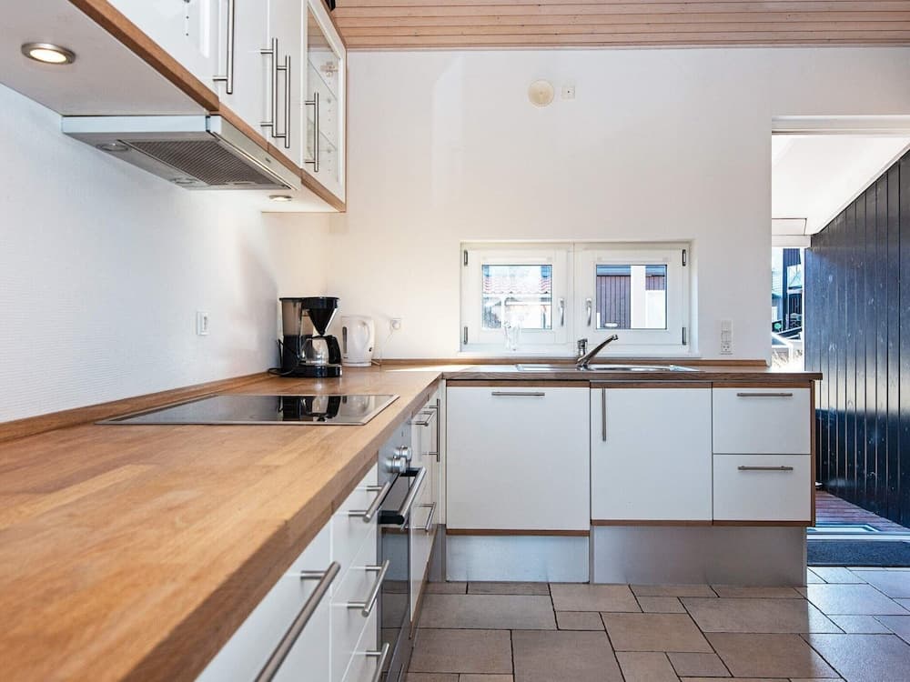 6 Person Holiday Home in Juelsminde-by Traum