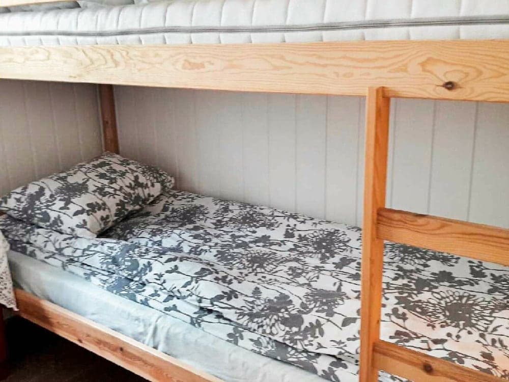 7 Person Holiday Home in Lensvik