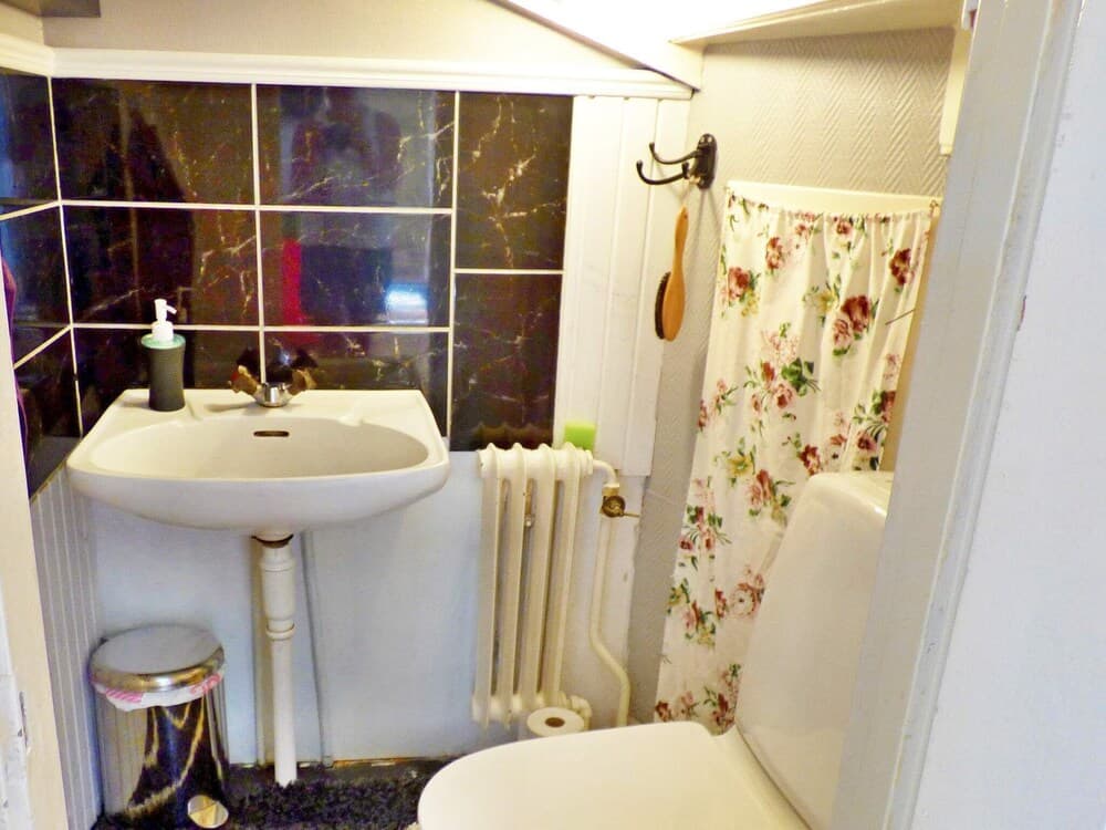 6 Person Holiday Home in Ramsjo