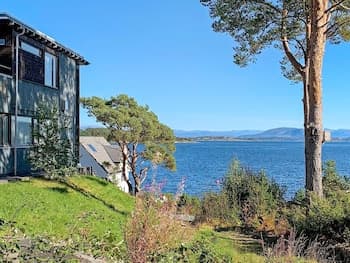 6 Person Holiday Home in Mosterhamn