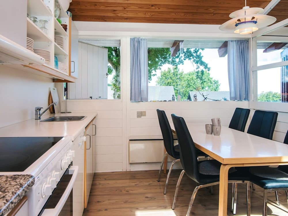 6 Person Holiday Home in Aabenraa