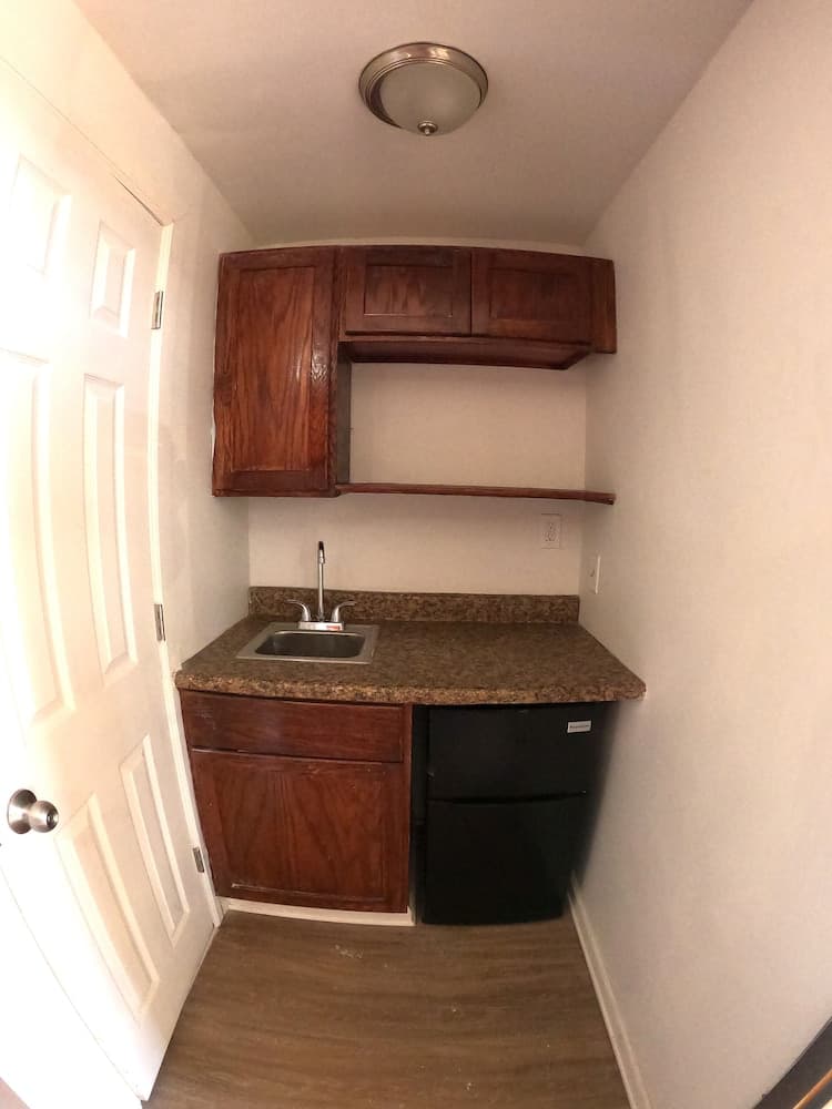 Rest Inn - Elizabeth