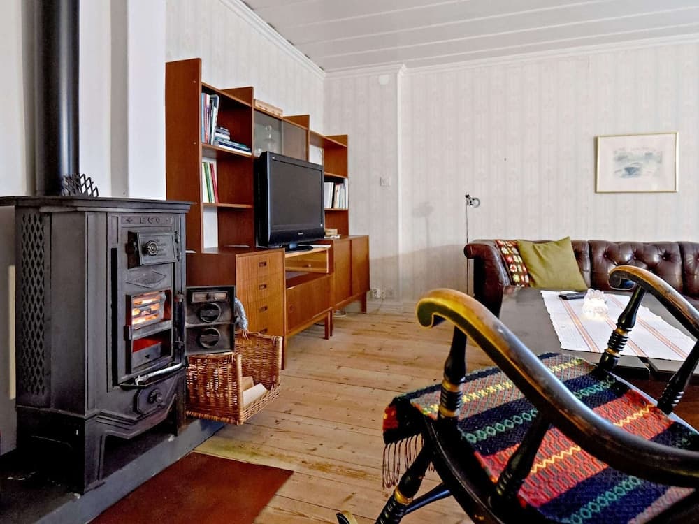 Historic Charm in Varmland Oasis-by Traum