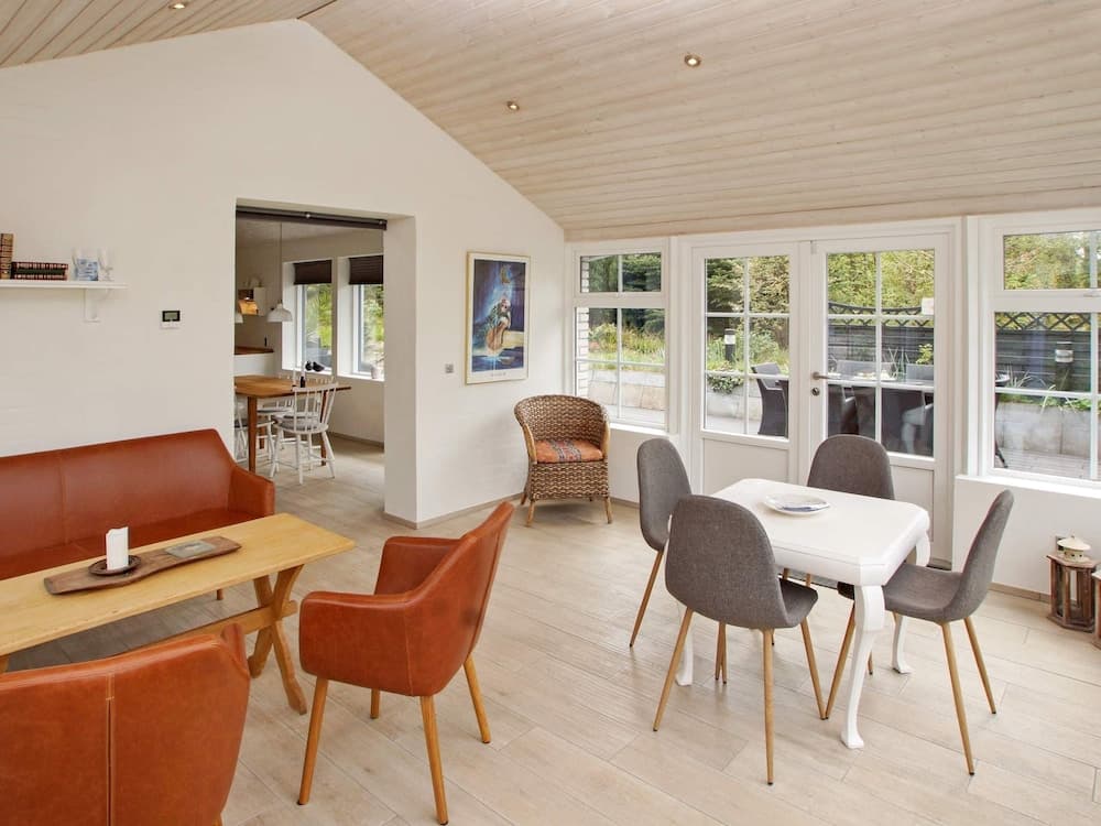 Tranquil Beach Retreat-by Traum