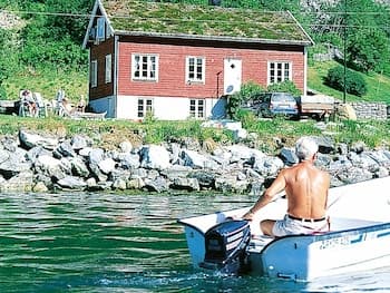 6 Person Holiday Home in Norddal