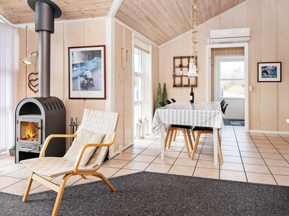 Pleasant Holiday Home in Hemmet With Terrace