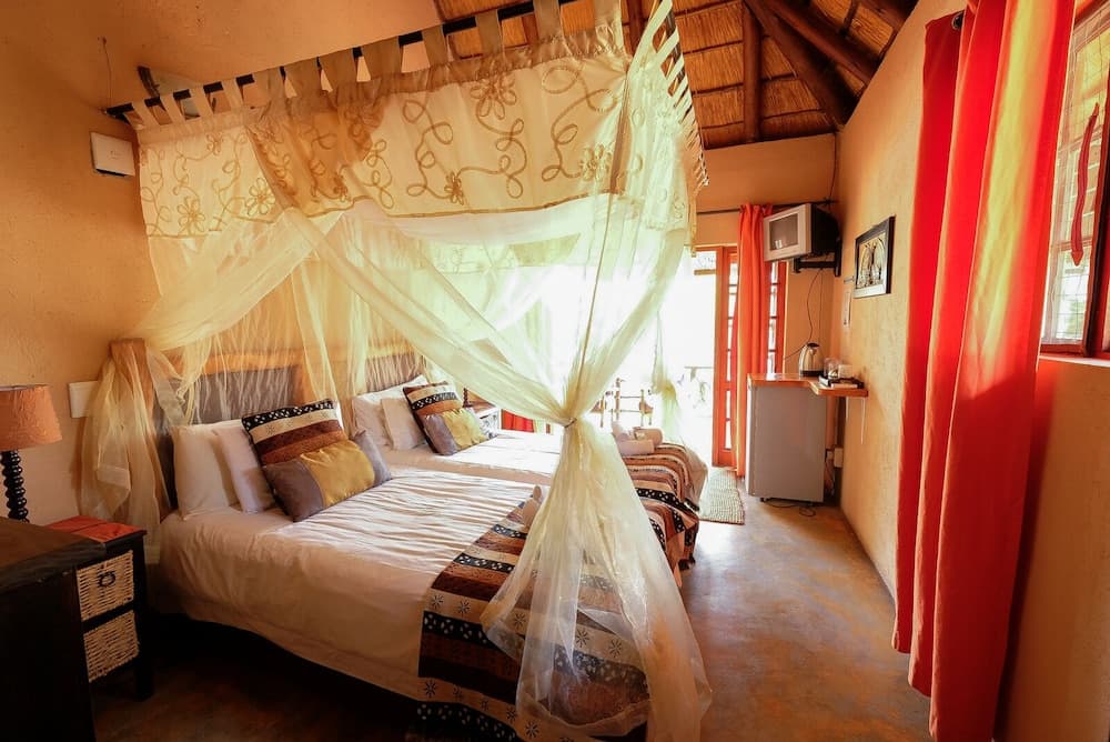 Lovely Holiday Home Bordering Kruger National Park