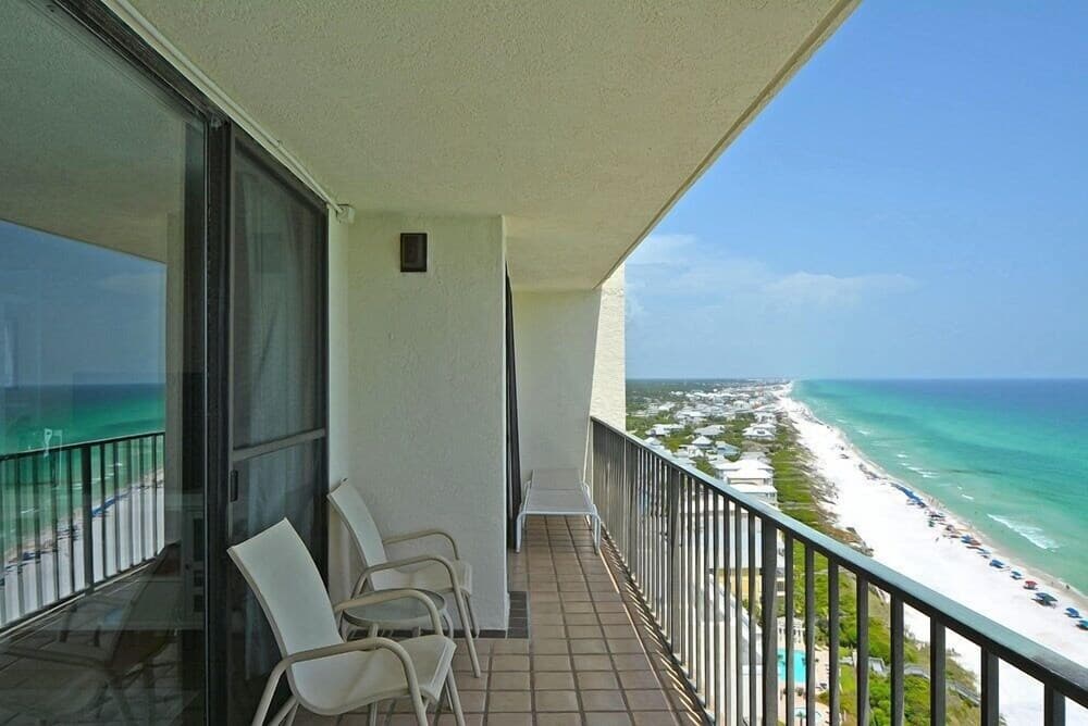 One Seagrove Place Unit 2106 2 Bedroom Condo by Redawning