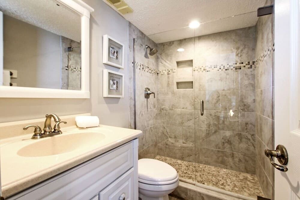 One Seagrove Place Unit 307 2 Bedroom Condo by Redawning