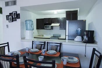 3 Bedroom Villa - Great Location