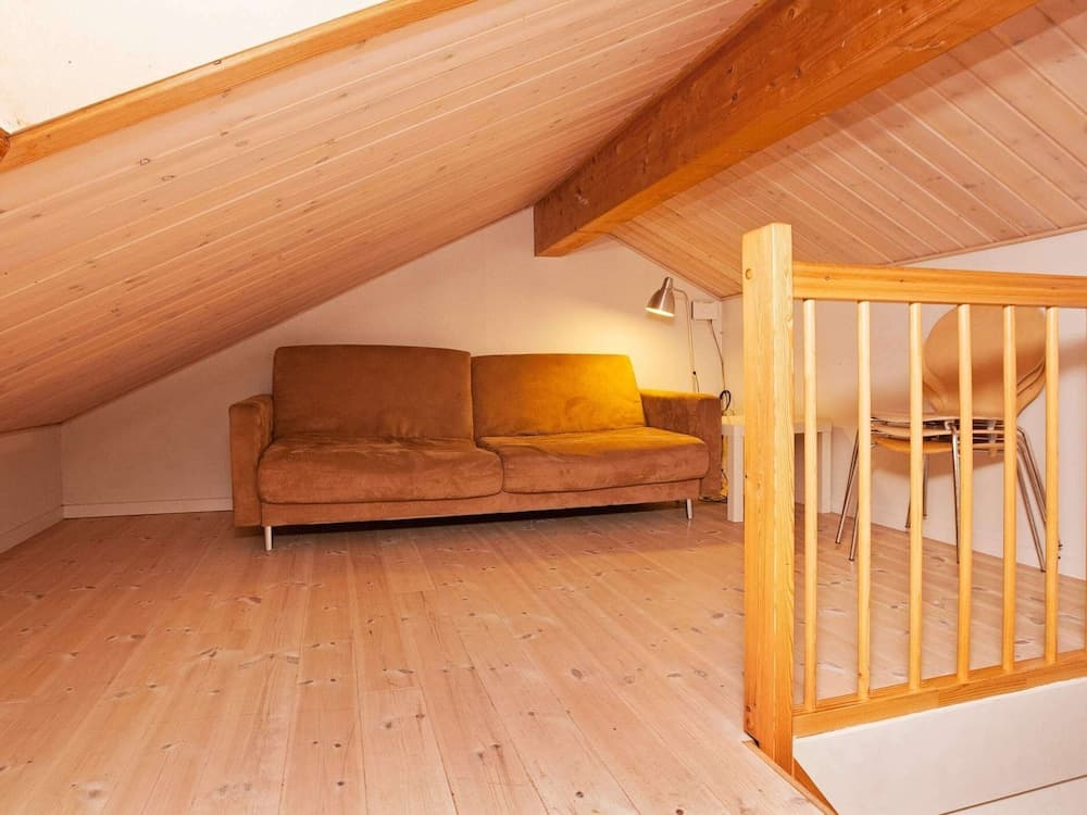 Rustic Holiday Home in Ebeltoft with Hot Tub