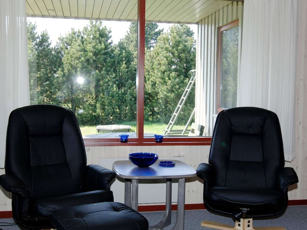 6 Person Holiday Home in Blavand