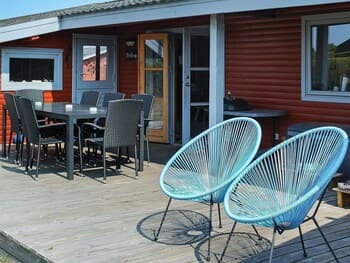 6 Person Holiday Home in Bogense