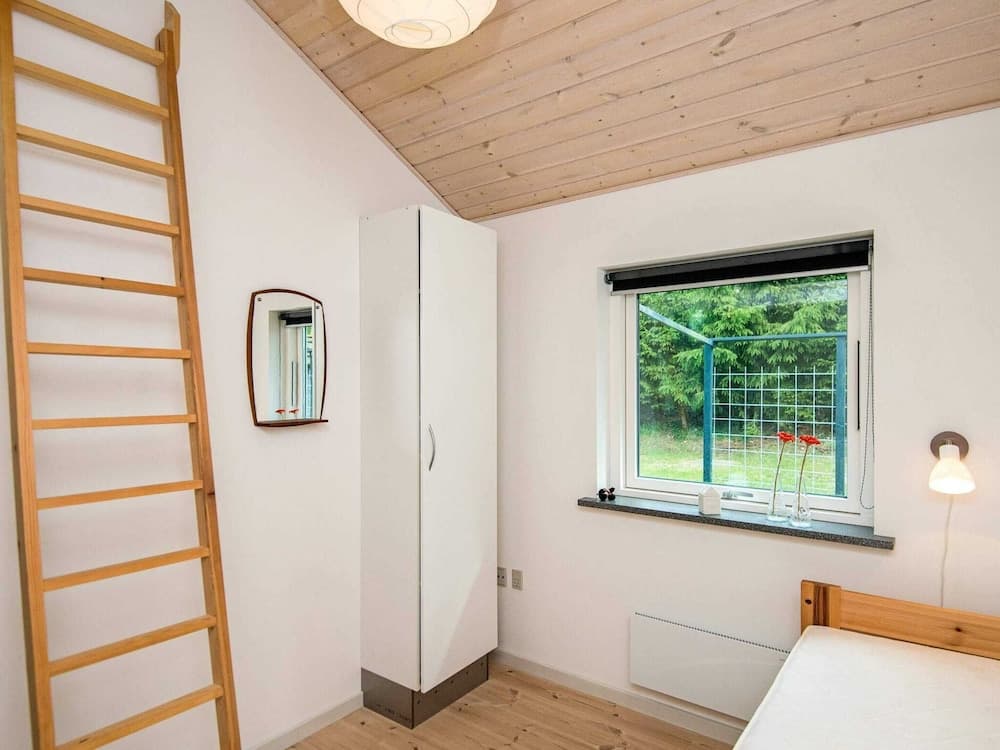 6 Person Holiday Home in Glesborg