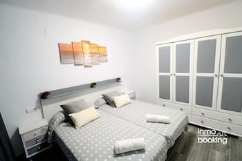 InmoBooking Pins II, Climatizado, 120m de la playa