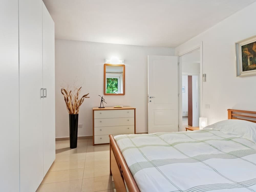 Sunny Villa With Terrace