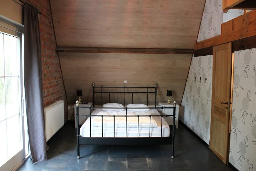 Country House in Poperinge Near WWI Sites