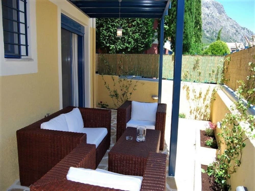 Bohemia Beach House Villa Near North-east Coast