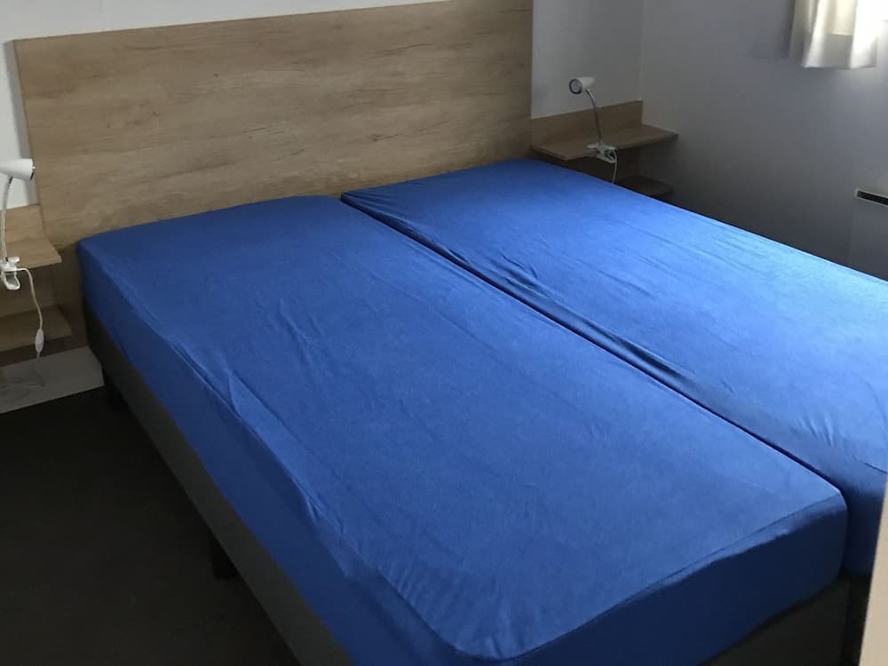 Peaceful Forest Chalet