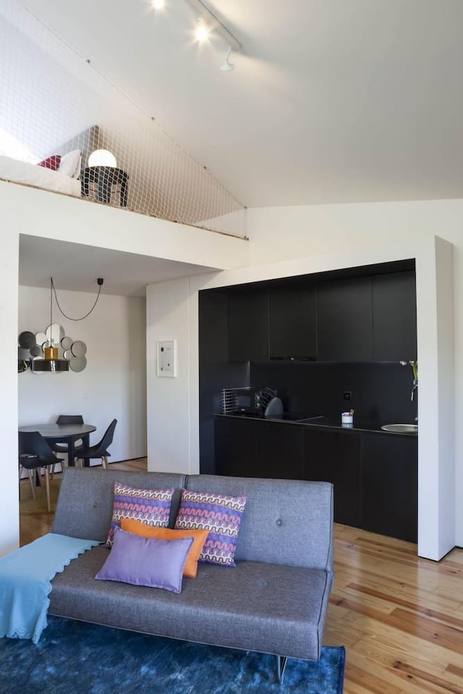 ORM - Cristal Apartment