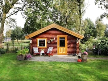 Cottage near Lake & Forest with Garden in Gramsbergen