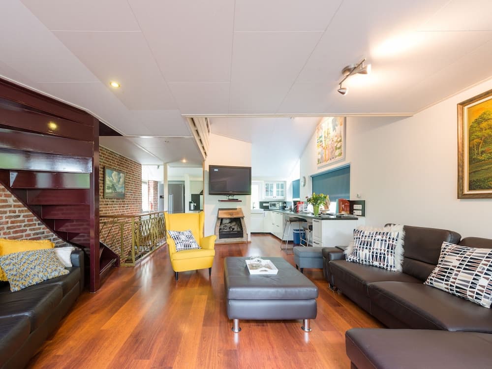 Gorgeous Villa in Bergentheim With Sauna