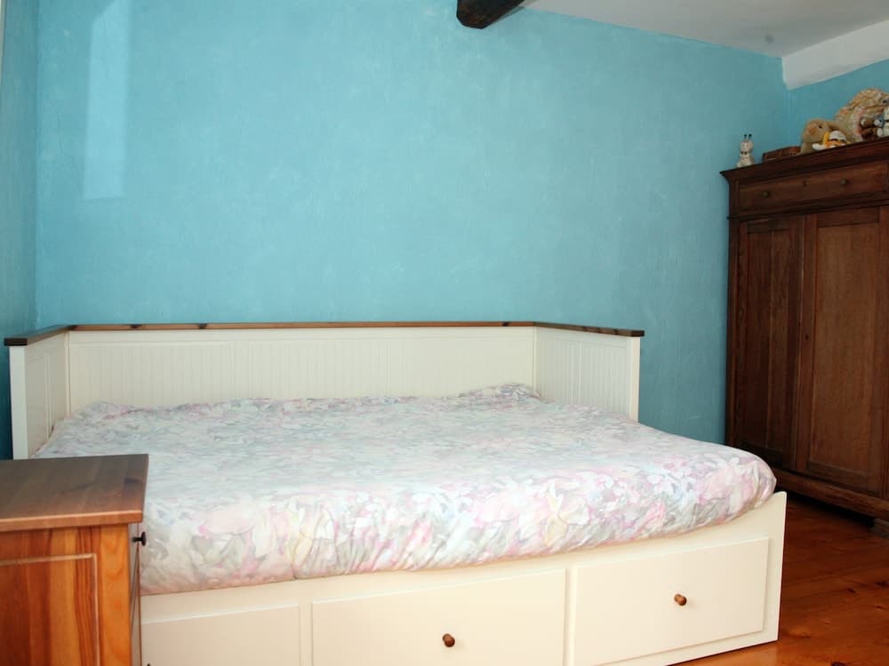 Historic Hideaway in Exbomont