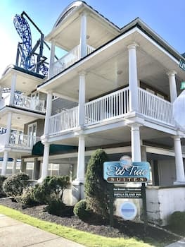 Ebb Tide Suites