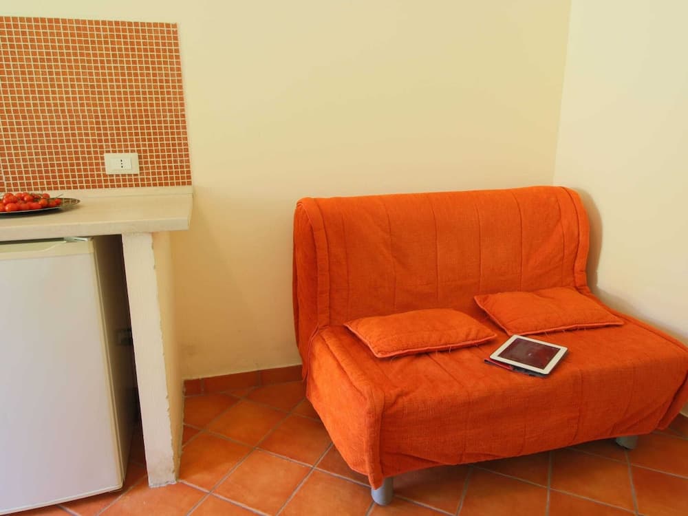 Apartment in Marche With Pool Access