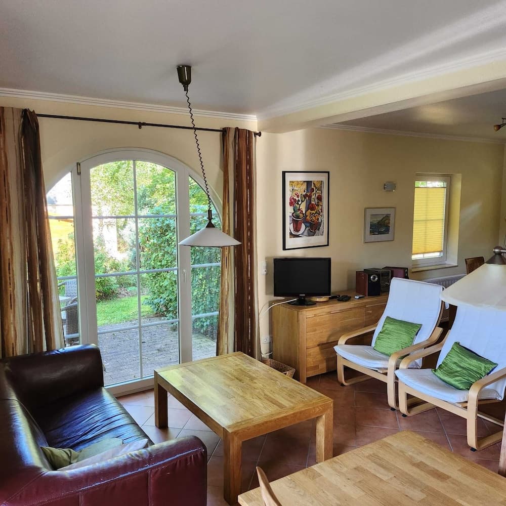 Tidy House With Sauna and Steam Bath, in a Forest