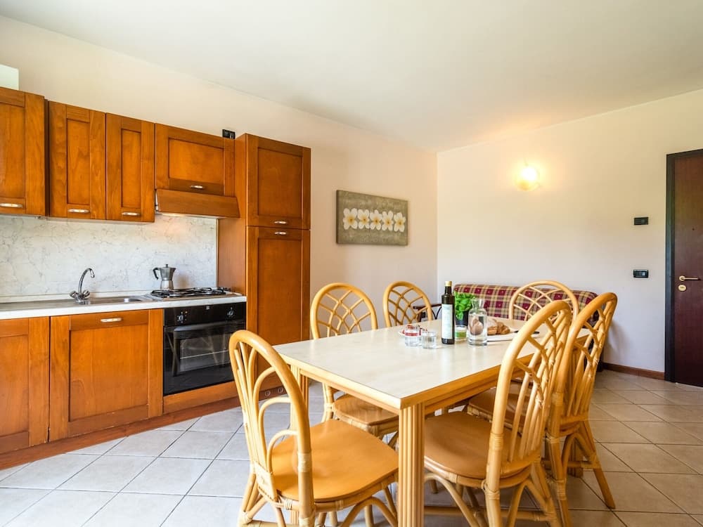 Apartment in Salo With Pool and Olive Groves