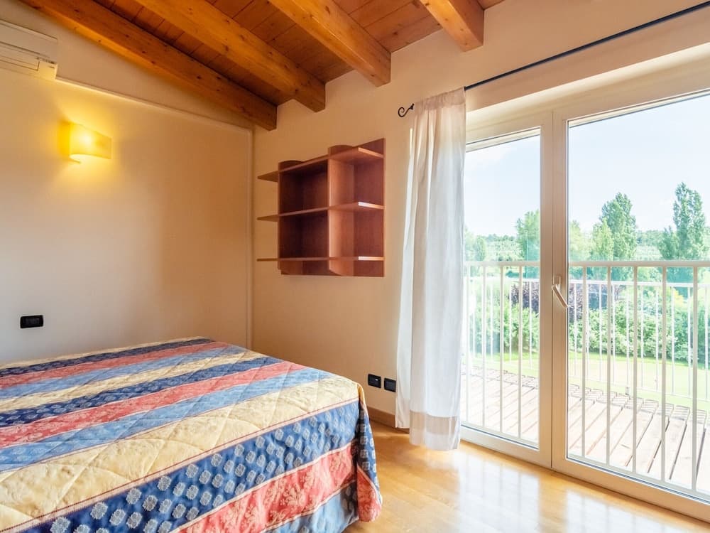 Modern Salo Flat With Pool