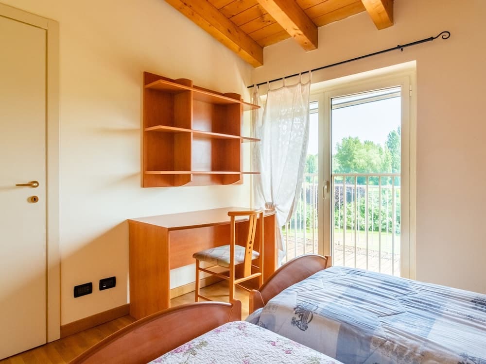 Modern Salo Flat With Pool