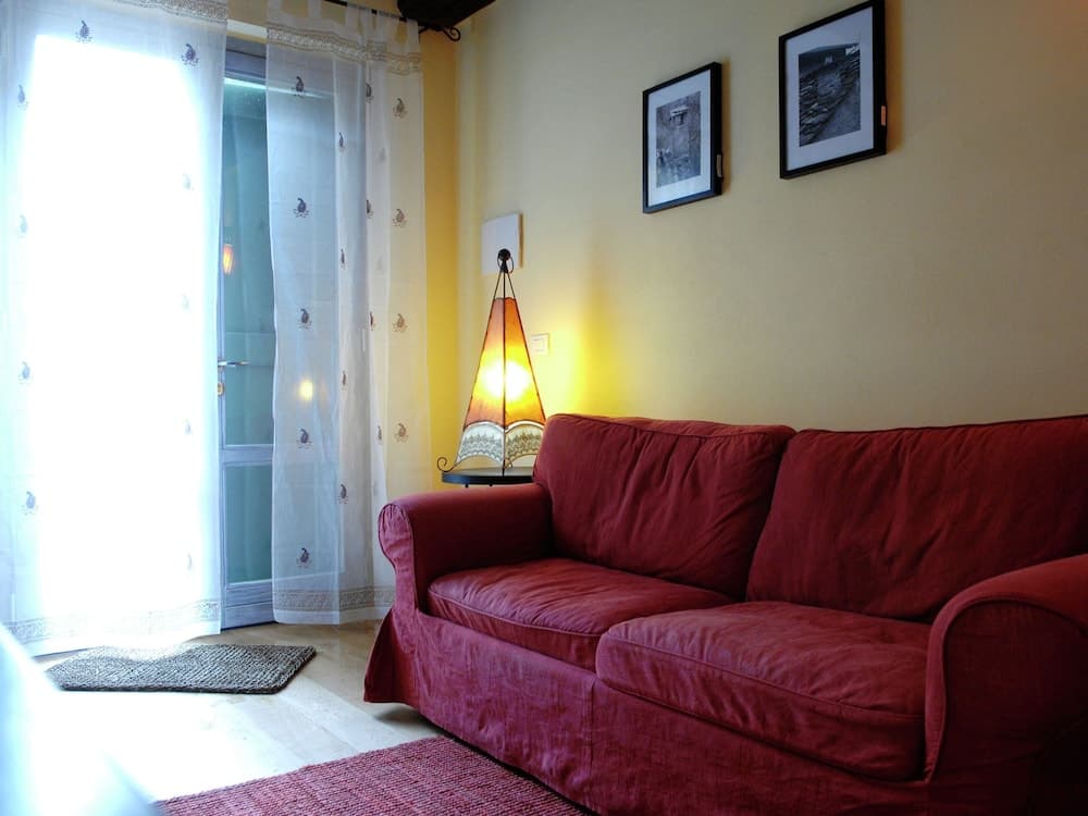 Holiday Home in Imola With Forest & Pool