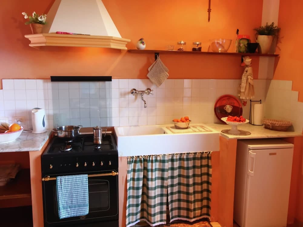 Apartment in Montalto Near Lake and Pool