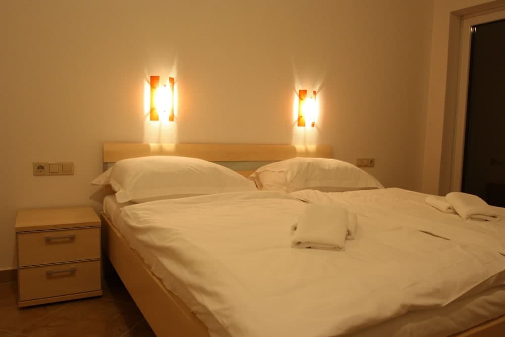 Holiday Home in Novigrad With Private Pool